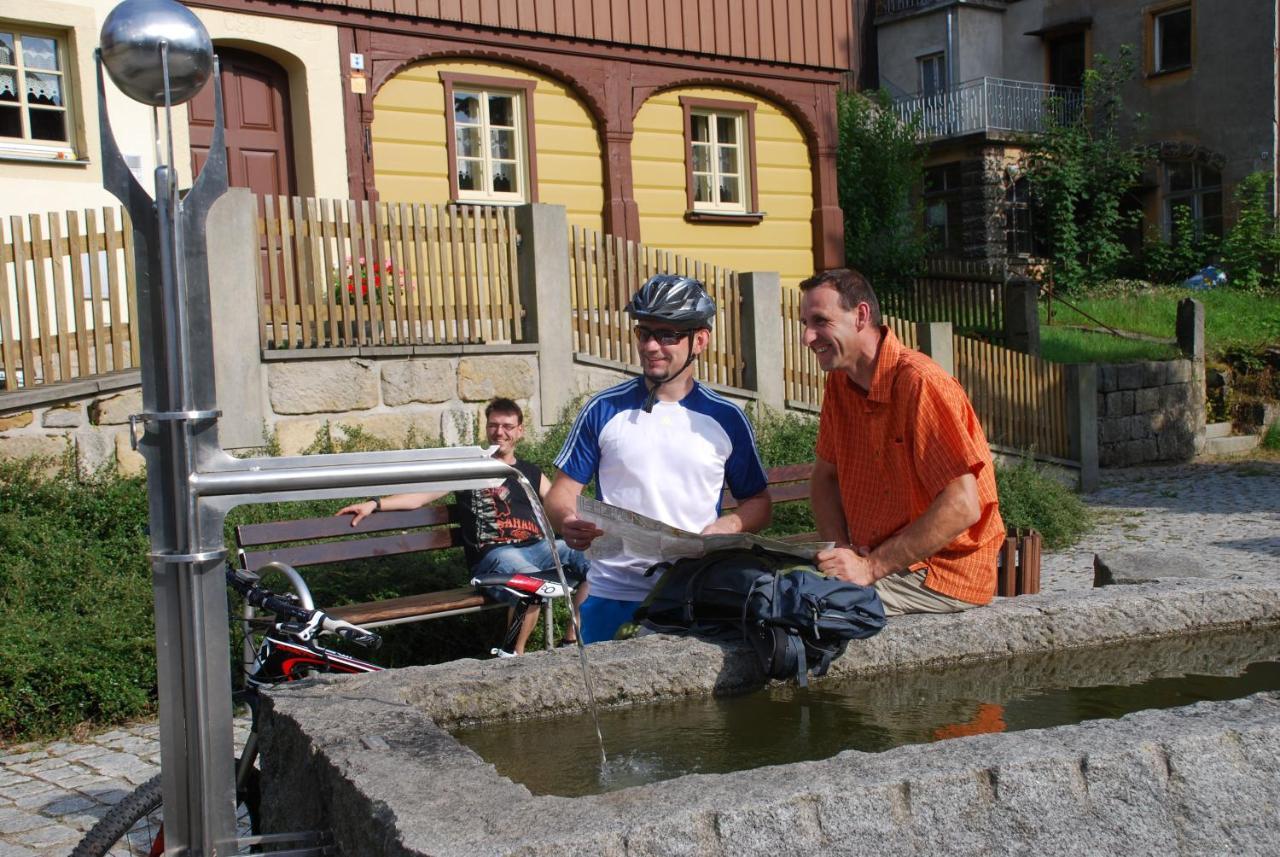 Hotel Fh Am Osterbrunnen Hinterhermsdorf Zewnętrze zdjęcie
